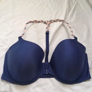 VS front clipped bra
